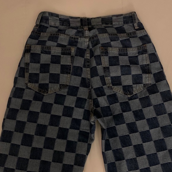 Trendy jeans - Picture 2 of 2